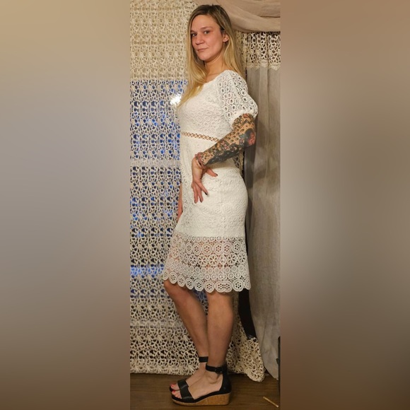 Brand new express, white summer dress crochet, / bridal shower size small - Picture 4 of 5